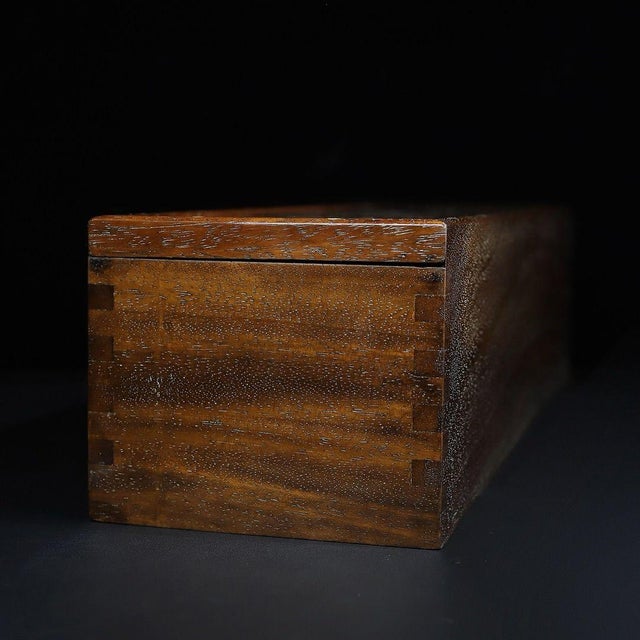 Late 20th Century Wooden Sliding Lid Box With Mother-of-Pearl Bird and Floral Inlay For Sale In Los Angeles - Image 6 of 10