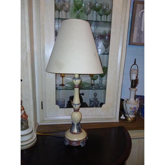 Plastic Vintage Italian Style Majolica Table Lamp For Sale - Image 7 of 7