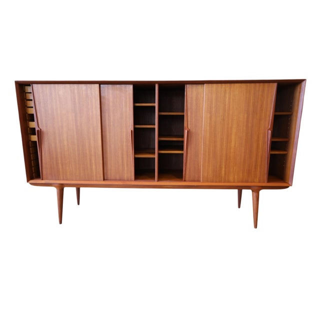 Model 19 High Board in Teak by Gunni Omann for Omann Jun, Denmark, 1960s For Sale - Image 9 of 18