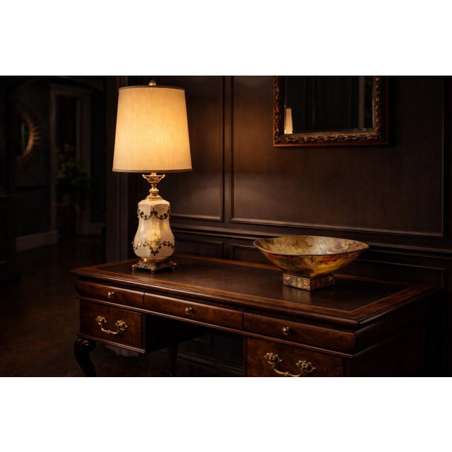 Stately 1950s Hollywood Regency Gilt & Hand-Decorated Glass Table Lamp — Elaine R. Estate For Sale In Los Angeles - Image 6 of 6