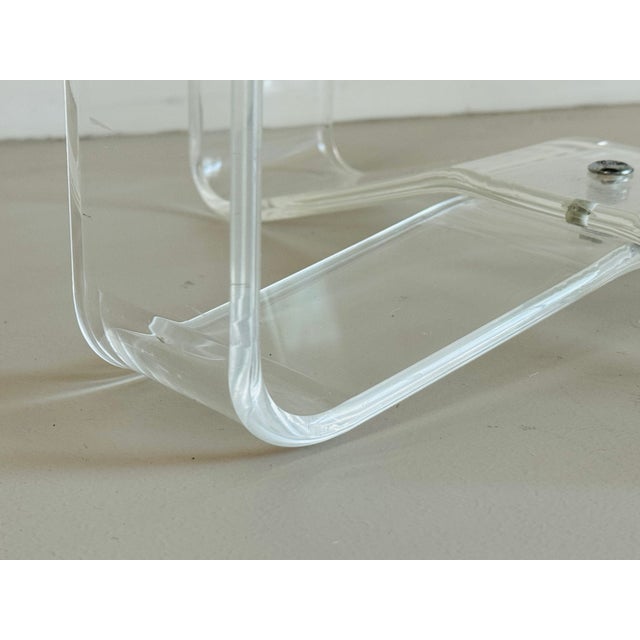White 1970s Mid Century Lucite Vanity Stool For Sale - Image 8 of 12