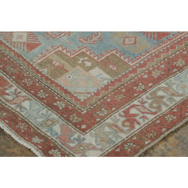 Late 18th Century Antique Persian Heriz Medallion Rug in Sky Blue and Rust Tones - Rug & Kilim For Sale - Image 5 of 7