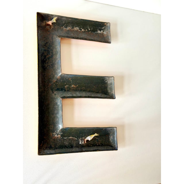 Vintage Enamel Letter E, 1960 For Sale - Image 6 of 10