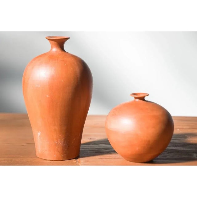 Minimalist Organic Shapes Terracotta Vases, 1990s, Set of 2 For Sale - Image 9 of 11