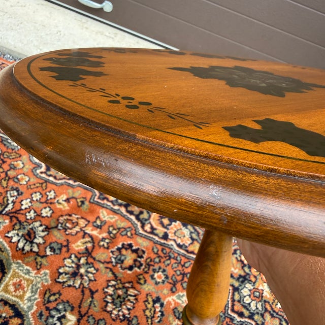 1970s Ethan Allen Country Farmhouse Hitchcock Style Solid Heirloom Maple Stenciled Accent Drink Table (14-9042) For Sale - Image 12 of 13