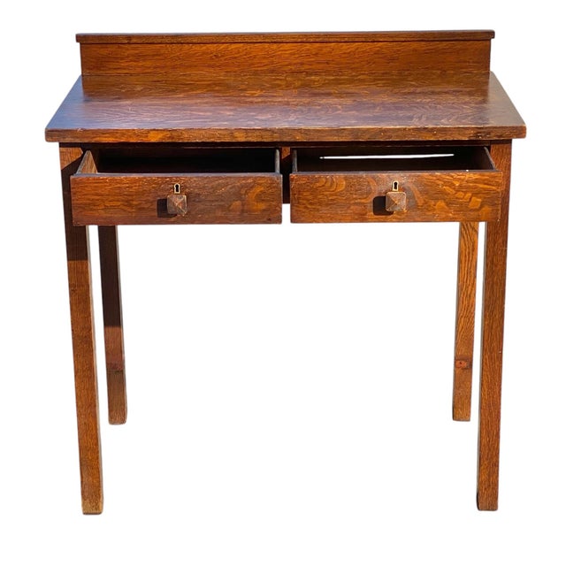 With our absolute highest compliments Bay Colony Antiques takes the utmost pleasure in offering this wonderful antique...