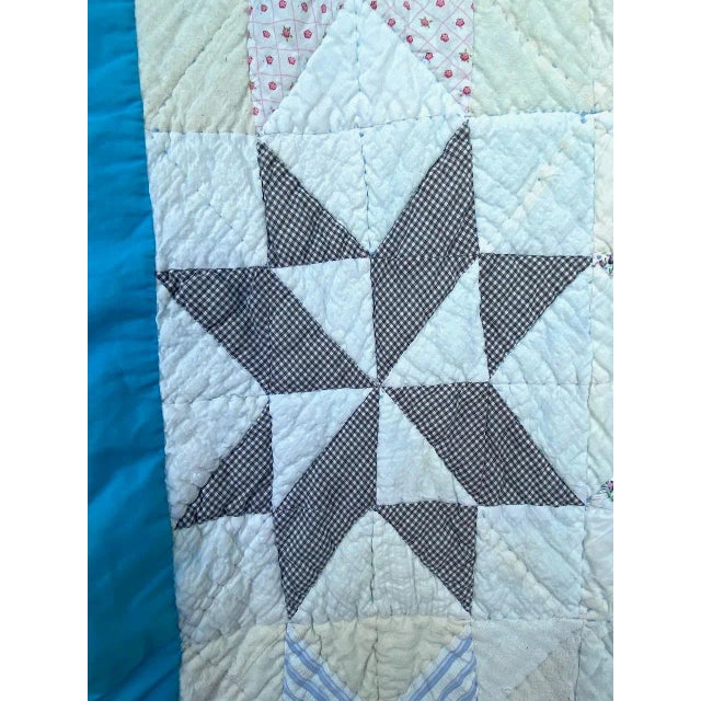 American Vintage Mid-Western Eight Point Star Pattern Multi Colored Quilt For Sale - Image 3 of 6