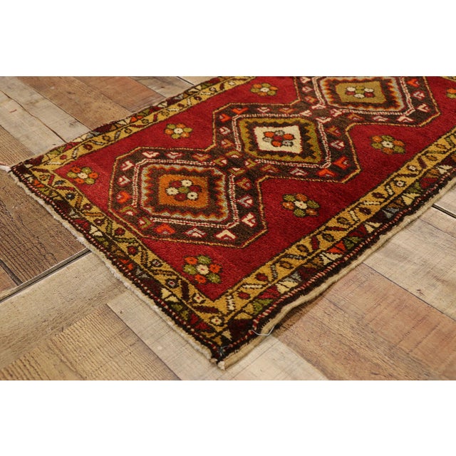 Vintage Turkish Yastik Rug - 01'09 X 02'08 For Sale In Dallas - Image 6 of 8