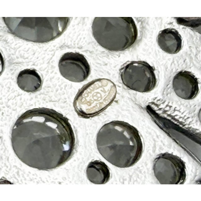 Chanel Chanel Silver CC Star Round Crystal Large Brooch For Sale - Image 4 of 5