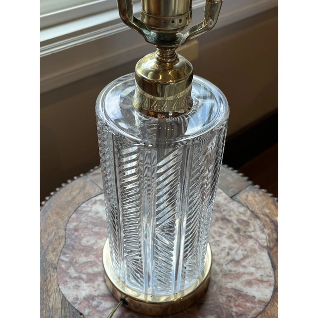 Hollywood Regency Vintage Waterford Sheila Crystal Table Lamp | 20" Tall | Polished Brass Base For Sale - Image 3 of 11