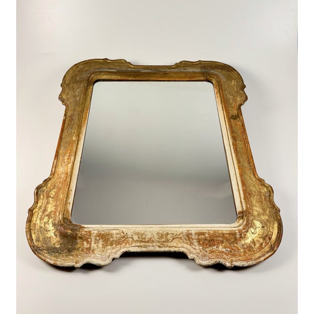 Antique Gilded Carved Wood Wall Mirror, 19th Century, in Good conditions. Designed before 1890