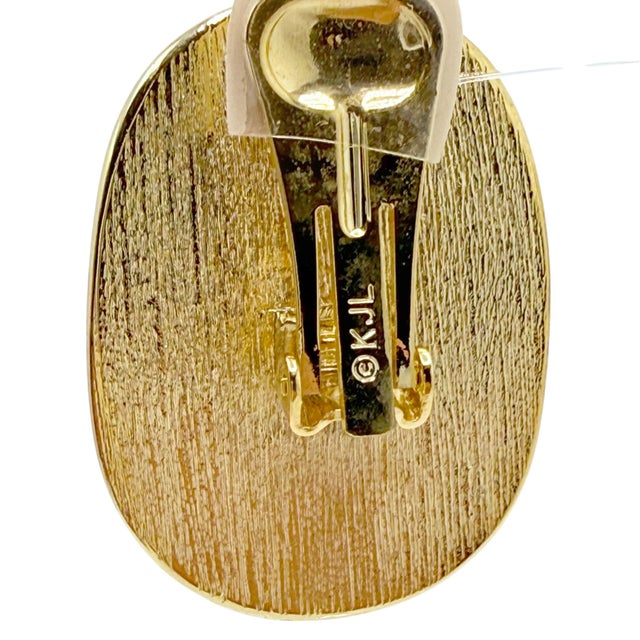 Kenneth Jay Lane Kenneth Jay Lane 22k Gold Plated Faceted Enamel Nugget Clip Earrings Bold Design, A Pair For Sale - Image 4 of 5