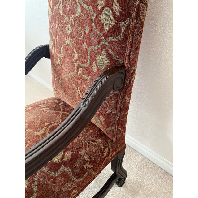 Vintage French Louis XIV Style Throne Carved Open Armchairs Upholstered Seat and Back Excellent Condition For Sale - Image 11 of 17