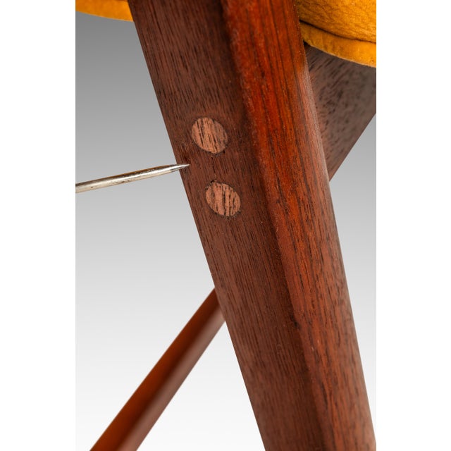 Original Piano Bench in Walnut & Velour for the Baldwin Acrosonic Spinet Piano by Manual Arts, Usa, C. 1960s For Sale - Image 18 of 18
