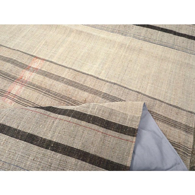 Textile Galerie Shabab Collection Mid-20th Century Turkish Flatweave Kilim Room Size Carpet For Sale - Image 7 of 8