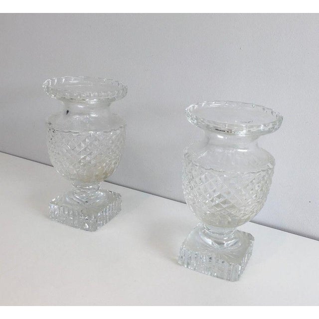 This very nice and decorative pair of Medicis style vases is made of crystal. This is a French work. Circa 1900