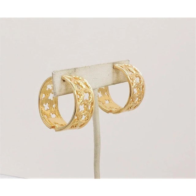 1972 Vintage Signed Napier Gothic Cut Out Hoop Clip Earrings- 2 Pieces For Sale - Image 9 of 9