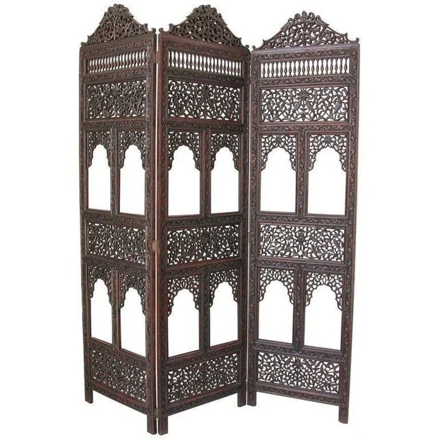 Anglo-Indian Mughal Hardwood Three-Panel Screen For Sale - Image 13 of 13