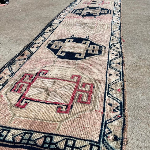 1940s Vintage Turkish Handknotted Herki Runner Rug For Sale - Image 4 of 8