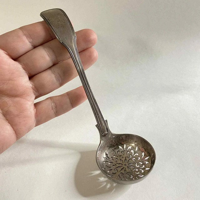 Late 19th Century Victorian Sugar Sifter Sterling Silver 1871 Antique Hyam Hyams Marshall Fields Spoon For Sale - Image 5 of 13