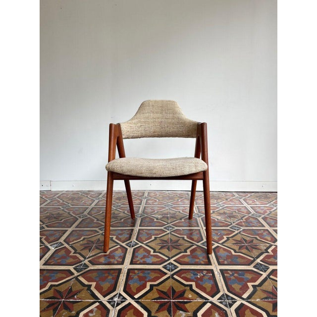 Beautiful vintage compass chair, an iconic design from the scandinavian design era of the 1950s and 1960s. This elegant...