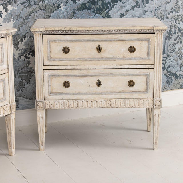 19th Century Pair of 19th C. Italian Neoclassical Style Painted Bedside Commodes For Sale - Image 5 of 18