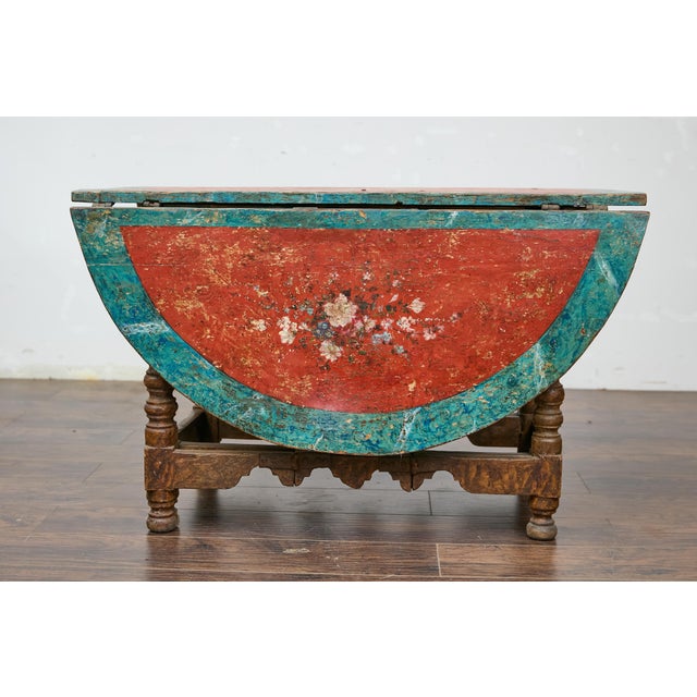 Spanish 18th-Century Spanish Gateleg Table with Floral Polychrome Décor and Drop Leaves For Sale - Image 3 of 12