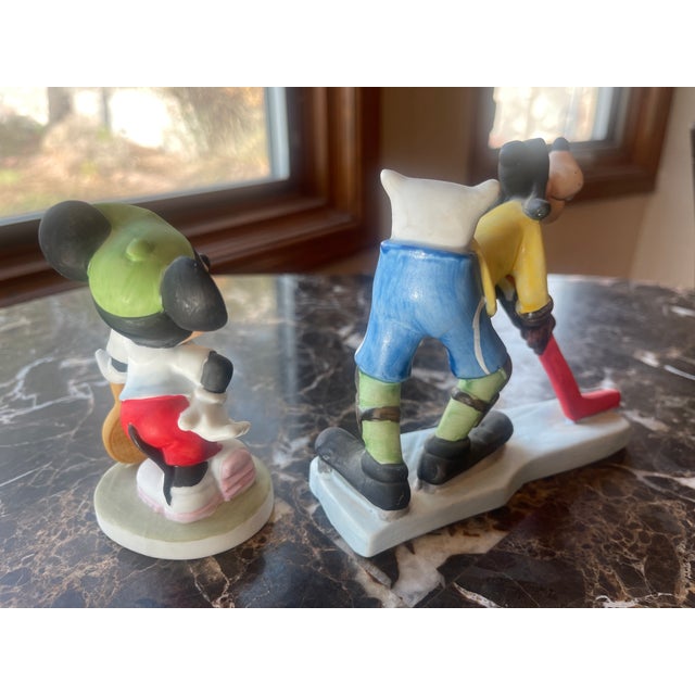 Disney Ceramics, Tennis Mickey & Hockey Goofy For Sale - Image 9 of 9