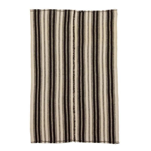 1960s Vintage Striped Turkish Kilim Rug- 4′5″ × 6′10″ For Sale