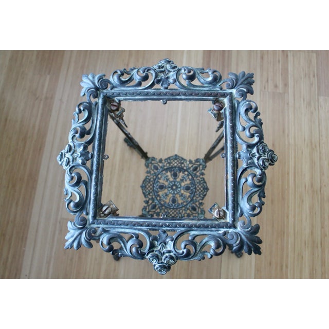 Brass Mid 20th Century Bradley & Hubbard Style Victorian Brass Quartz Footed Plant Stand For Sale - Image 8 of 12