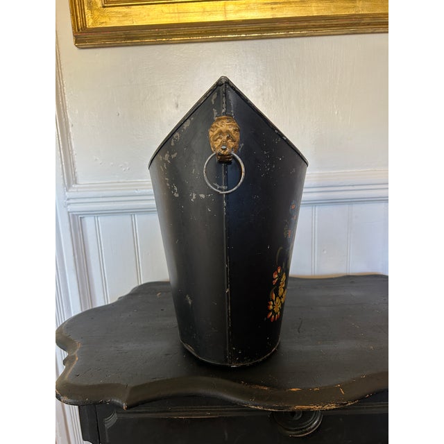 Traditional Antique Style Hand Painted Tole Cachepot With Lion Mask Handles For Sale - Image 3 of 9