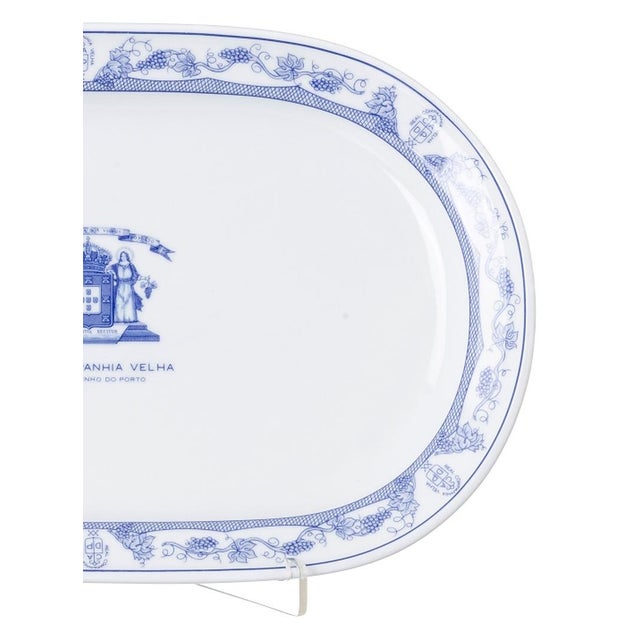 Porcelain Royal Old Company Serving Dish from Vista Alegre For Sale - Image 4 of 8