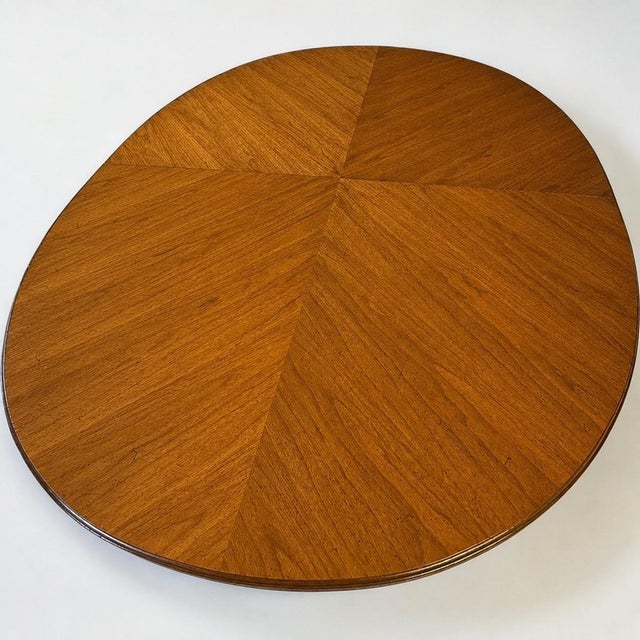 Vintage Traditional Oval Dining Table With Bookmatched Walnut Veneer Top For Sale - Image 4 of 12