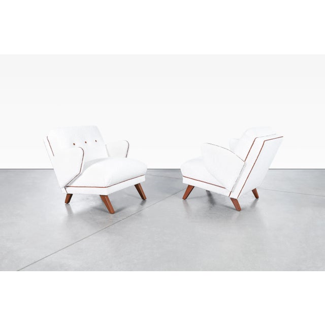 Mid-Century Modern 1950s Mid-Century Modern Lounge Chairs in Boucle & Leather For Sale - Image 3 of 12