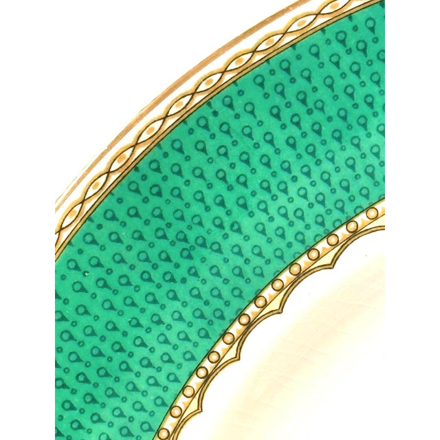 Set of 12 Myott Staffordshire Green Chelsea Bird 10.5" Dinner Plates Elevate your dining experience with this exquisite...