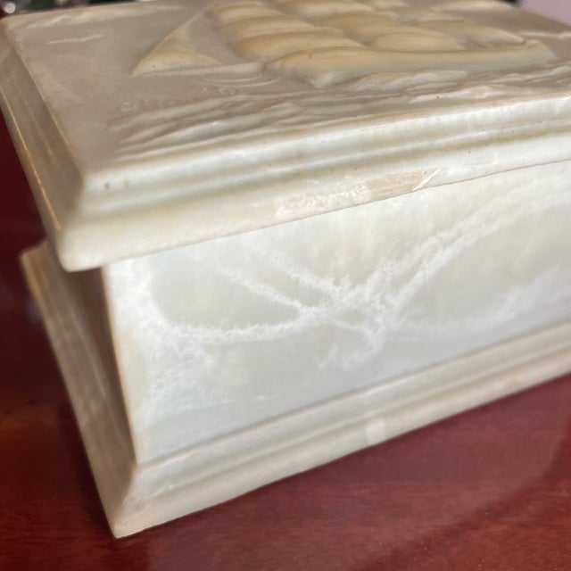 Nautical 1970s Small White Marble Nautical Ship Box For Sale - Image 3 of 3
