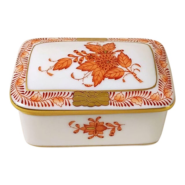 Herend Mini Trinket Box With Lid Chinese Bouquet Rust Apponyi Orange 7876 Aog Hungarian Porcelain Chinoiserie Grandmillenial Decor For Sale
