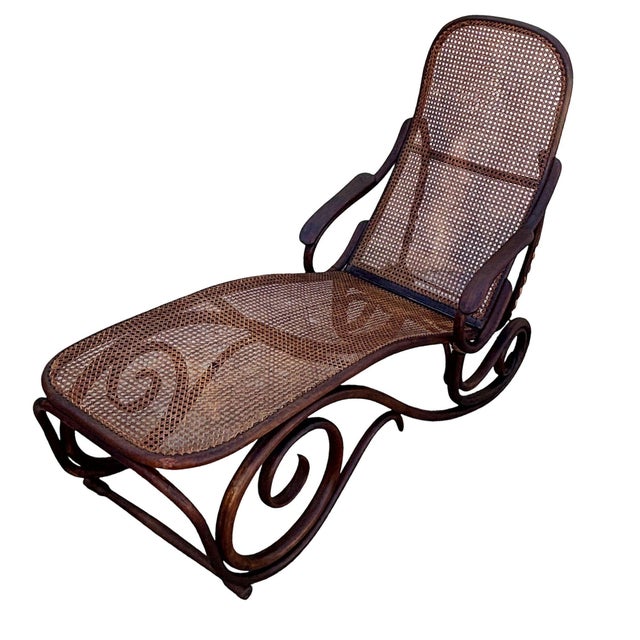 Vienna Secession Bent Oak & Cane Seat Daybed Chaise Lounge Attributed to Thonet No.02 For Sale In Los Angeles - Image 6 of 7