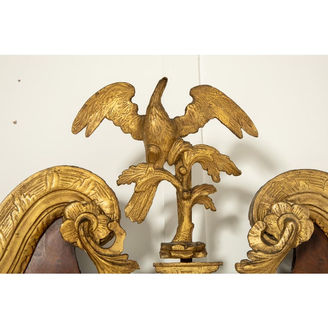 Large Antique English Walnut and Gilt Mirror, 1700s For Sale - Image 9 of 11