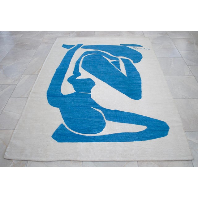 Ivory Henri Matisse "Blue Nude I" Inspired Silk Hand Woven Rug Minimalist Home Decor 5x7 Ft Approx For Sale - Image 8 of 16