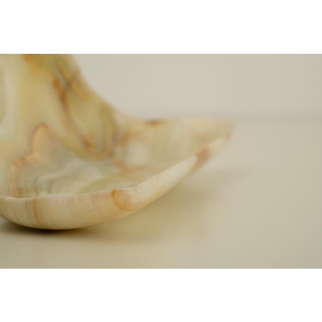 Light Yellow Mid-Century Modern Bowl in Onyx Natural Stone, 1970s For Sale - Image 8 of 11