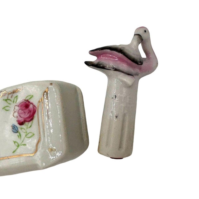1950s Mid-Century Flamingo Ceramic Tabletop Salt & Pepper Shaker Set W/ Base For Sale In Los Angeles - Image 6 of 6