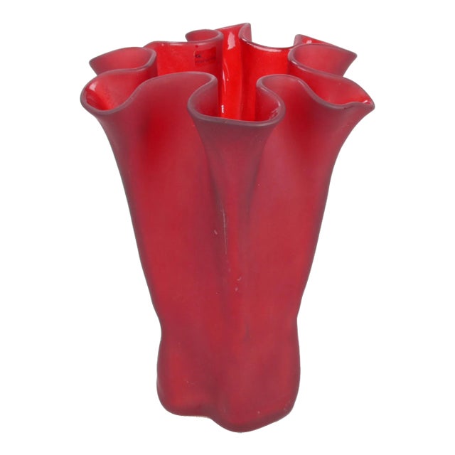 Muurla Red Art Glass Ruffled Handkerchief Vase Scandinavian Modern Finland For Sale
