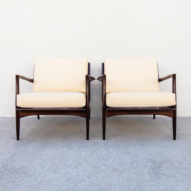 1960s Restored Ib Kofod-Larsen for Selig Danish Modern Sculptural "Blade" Lounge Chairs in Leather For Sale - Image 17 of 18