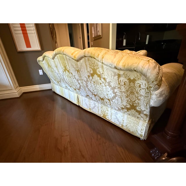 Antique White Baker Furniture Sofa - Stately Homes Collection (Pristine Condition), Vintage For Sale - Image 8 of 9