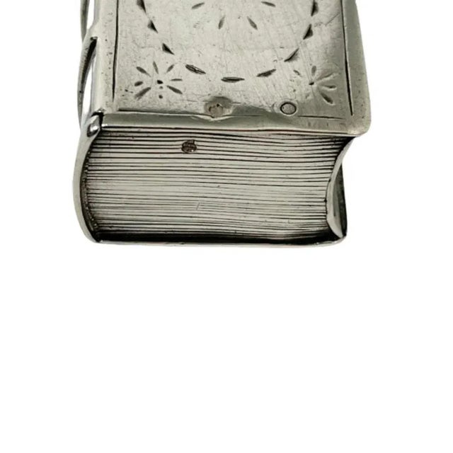 19th Century Silver Loderein or Snuff Box in the Shape of a Book For Sale - Image 6 of 8