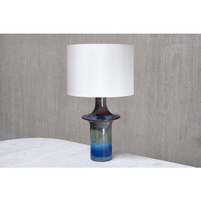 Mid-Century Modern Table Lamp in Gradient Glazed Ceramic by Einar Johansen for Søholm, Denmark, 1960s For Sale - Image 3 of 12