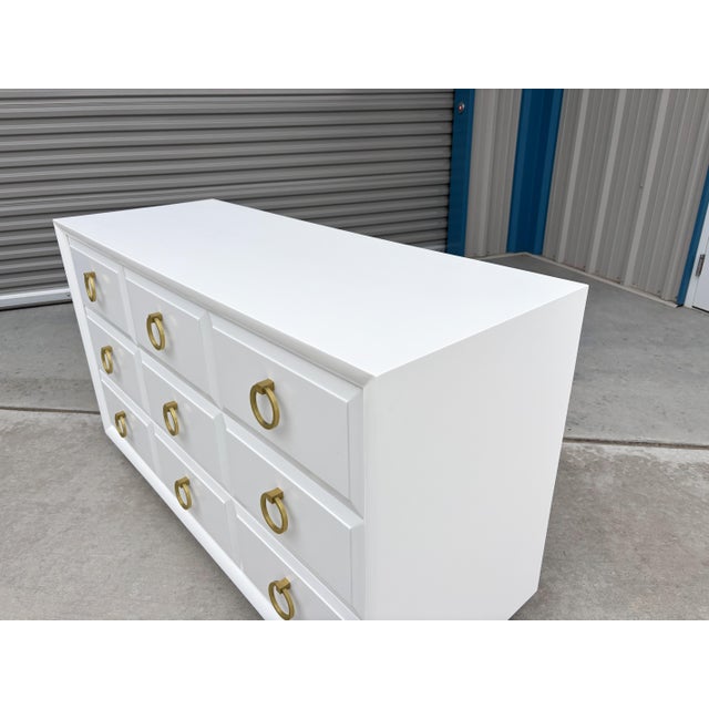Wood 1960s Mid-Century White and Brass Nine-Drawer Dresser by t.h. Robsjohn-Gibbings for Widdicomb For Sale - Image 7 of 11