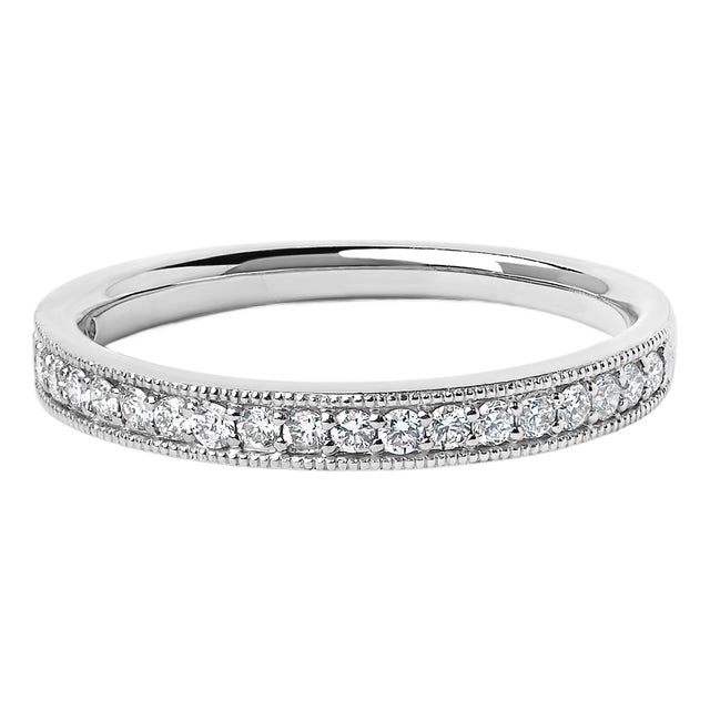 14K White Gold 1/4 Cttw Round Diamond Milgrain Wedding Band (I-J Color, SI2-I1 Clarity) - Size 6.5 For Sale
