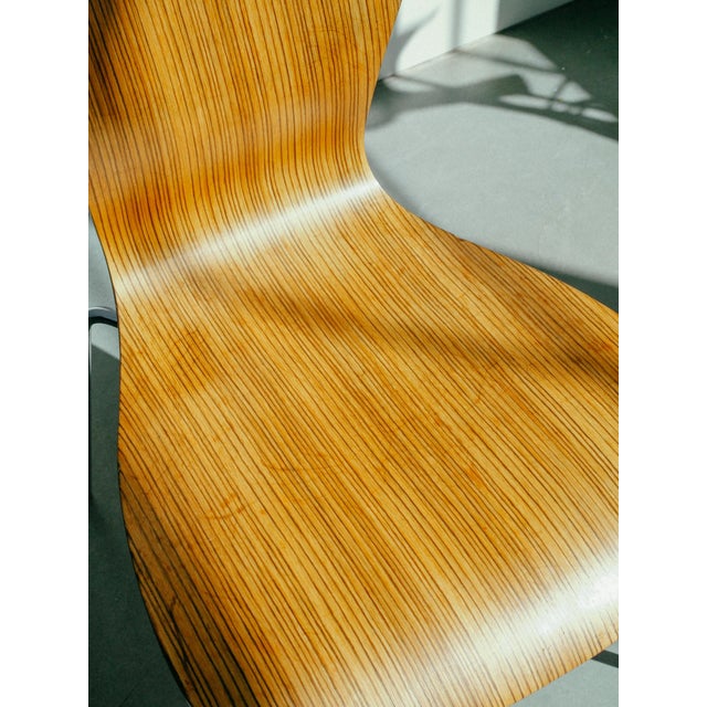 Knoll Sprite Stacking Chairs by Ross Lovegrove — Two-Tone Wood & Red — Pair For Sale In New York - Image 6 of 12